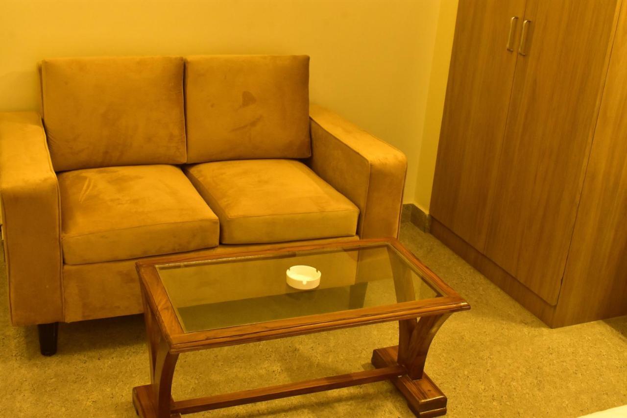 דיגה Hotel Ridley International מראה חיצוני תמונה