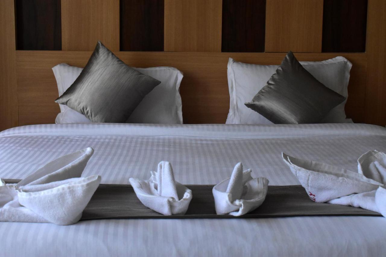 דיגה Hotel Ridley International מראה חיצוני תמונה