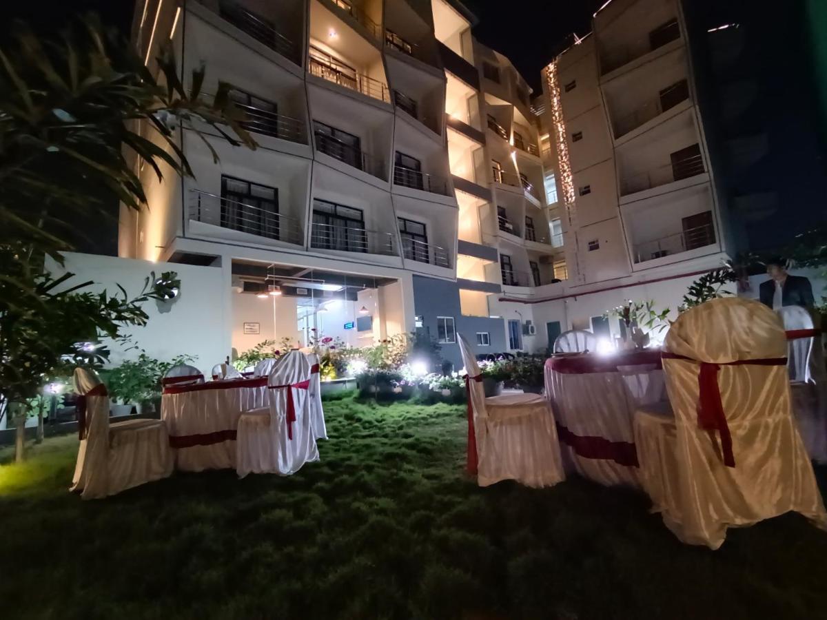 דיגה Hotel Ridley International מראה חיצוני תמונה