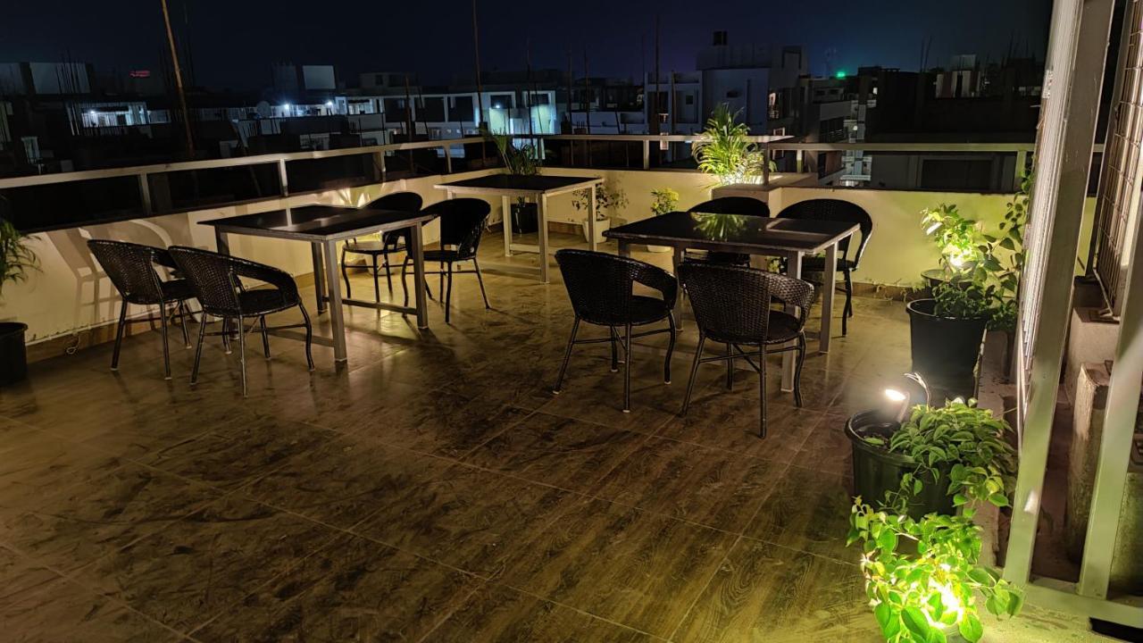 דיגה Hotel Ridley International מראה חיצוני תמונה